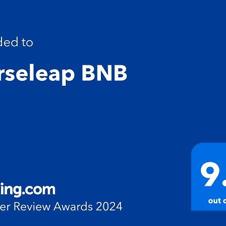 Horseleap Bnb Moate Bagian luar foto