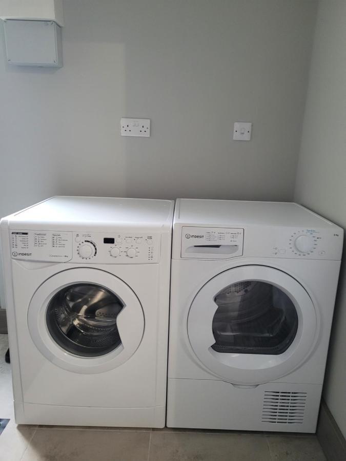 Horseleap Bnb Moate Bagian luar foto
